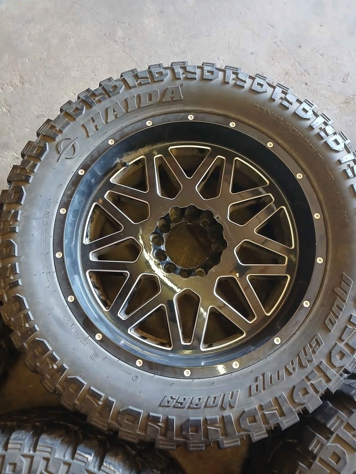 Set of XF-211 Offroad Rims and tires (4) 6x139.7 or 6x135 - photo 4