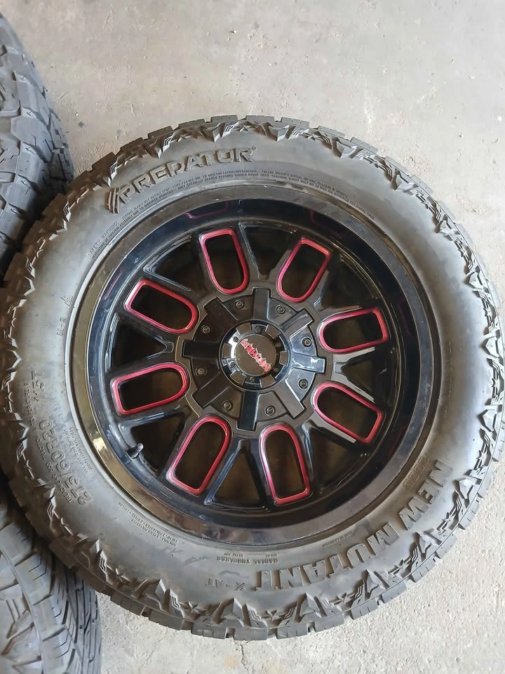 Set of 4 Mayhem 20 inch wheels (4) 6x135 or 6x139.7 - photo 5