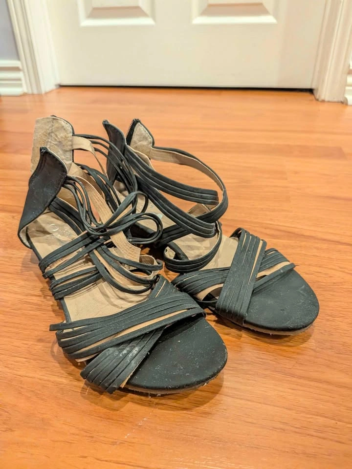 X.GIRLS Black Strappy Gladiator Sandals - photo 2