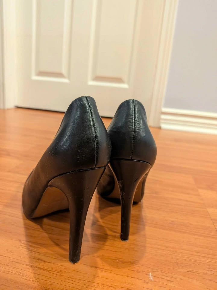 Aldo Black Leather Pumps - photo 3