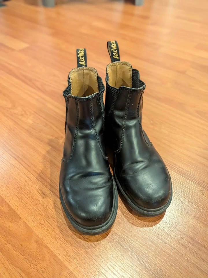 Dr. Martens 2976 Chelsea Boots - photo 2