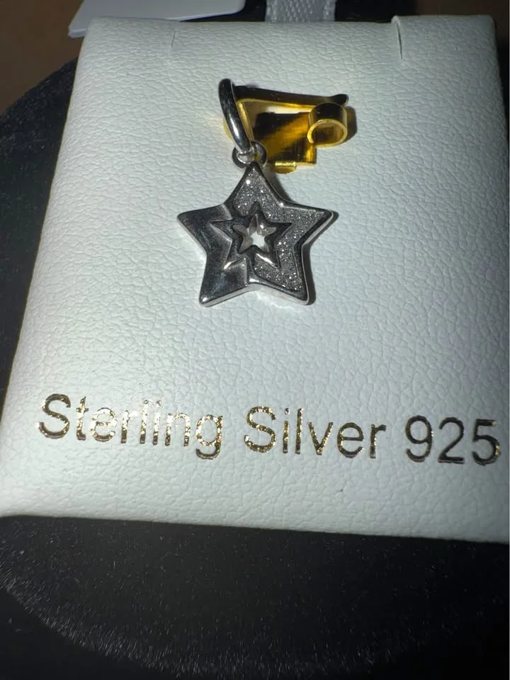 925 Sterling Silver made in Italy Star pendant image indicator(2)