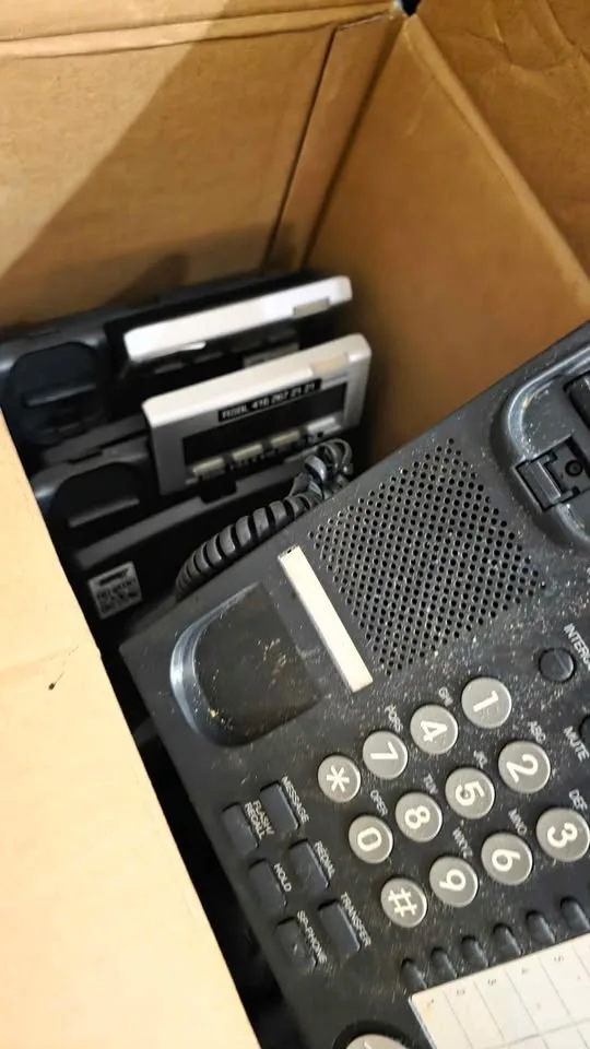 Panasonic kx-dt343 phones - photo 2