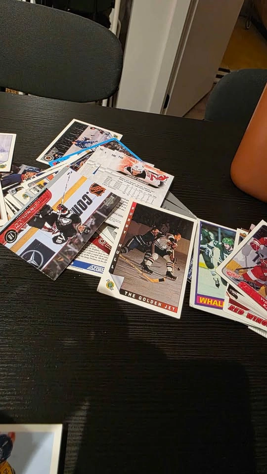 Hockey's cards (1980-1990-2000) - photo 2