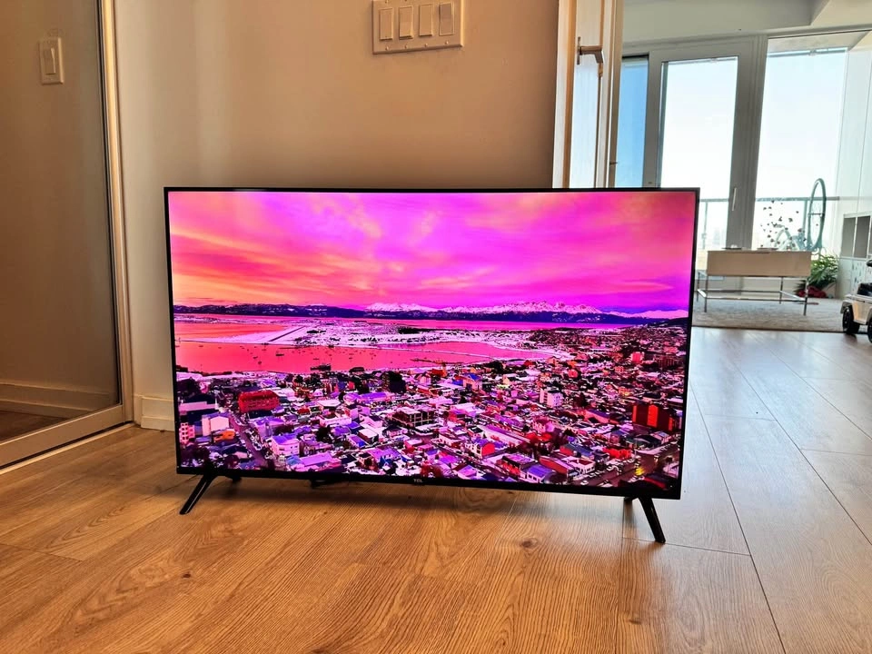 TCL 43” QLED TV – Open Box - photo 4