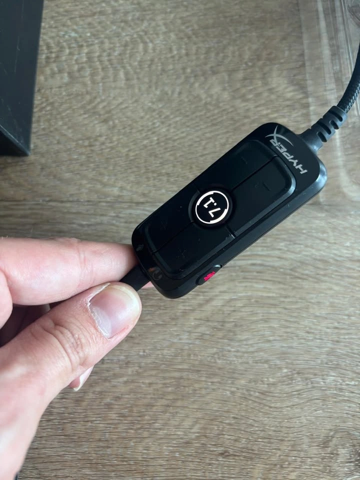 HyperX Cloud Revolver 7.1 - photo 4