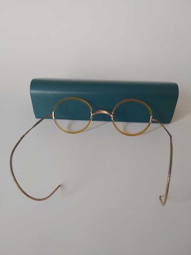 Vintage Round Eyeglasses with 1/10 12k gold - photo 3