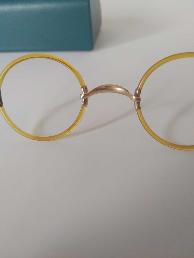 Vintage Round Eyeglasses with 1/10 12k gold - photo 4