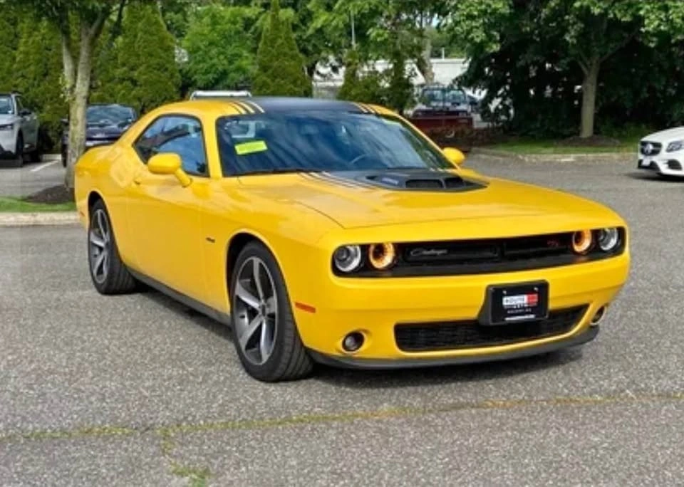 2018 Dodge Challenger R/T Plus Shaker Coupe 2D