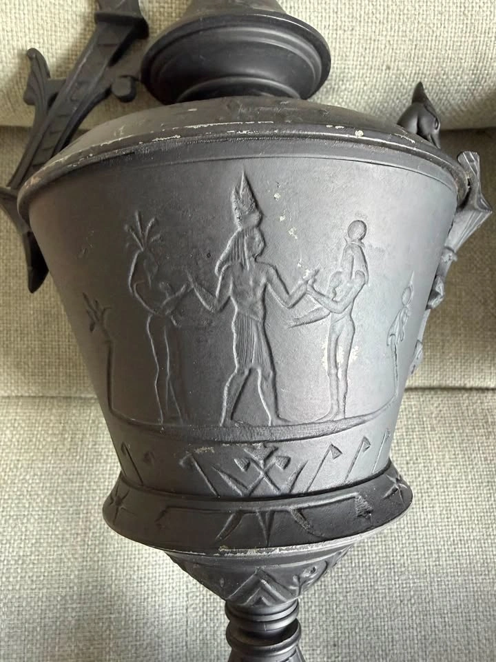 Pair of Antique 19th C. Egyptian Revival Cast Iron Ewers - photo 3