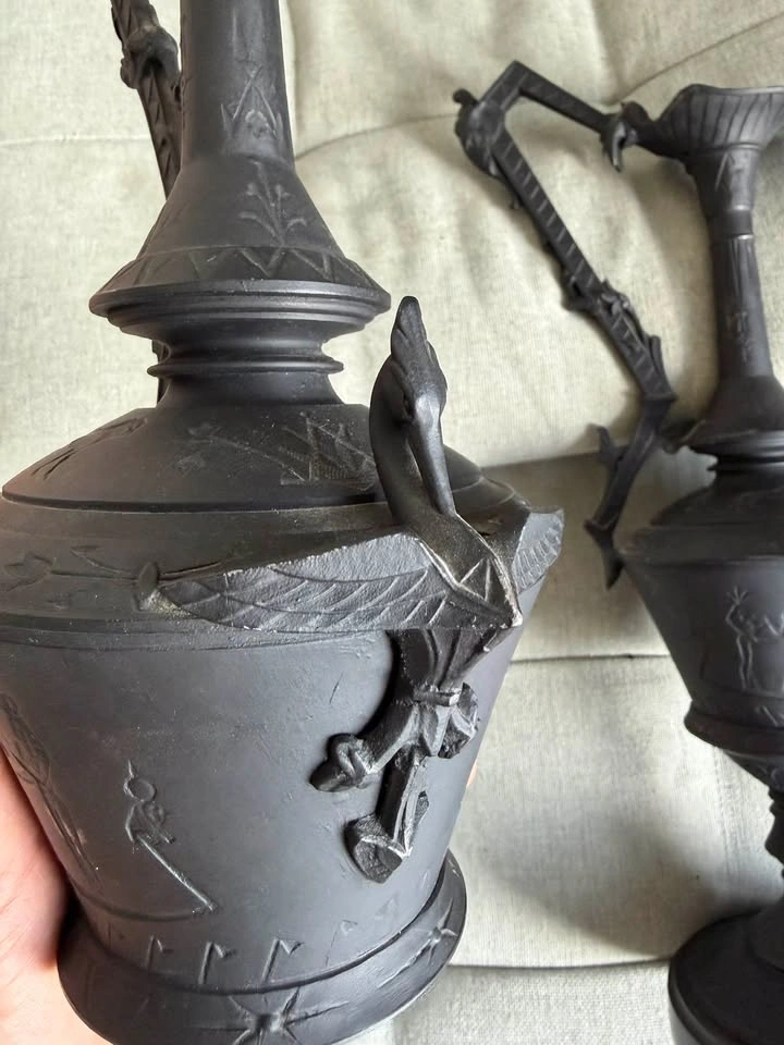 Pair of Antique 19th C. Egyptian Revival Cast Iron Ewers - photo 4
