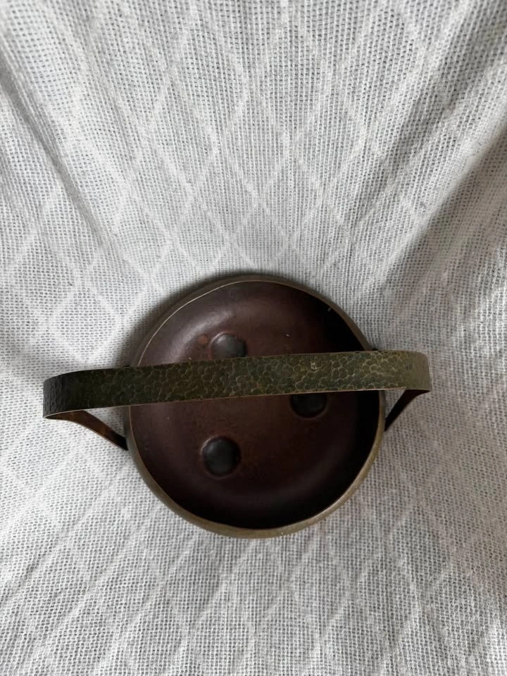 Antique c. 1900 Jos. Heinrichs Hand-Hammered Copper Bowl - photo 2
