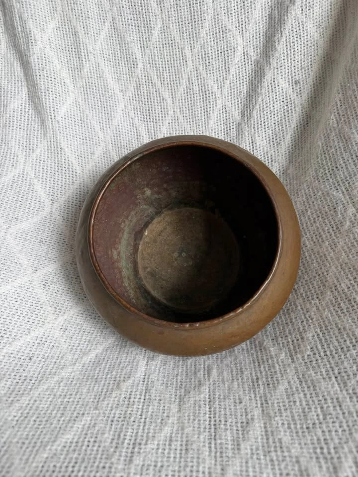 Antique Vintage Hand-Hammered Copper Pot / Cauldron - photo 2