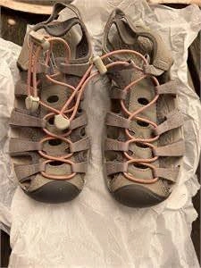 KEEN Women's Closed-Toe Hiking Sport Sandals Gray/Pink