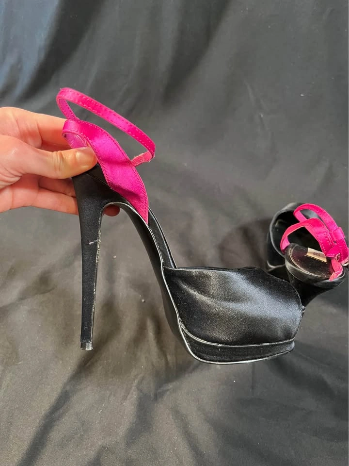 Bundle of 3 Heels – Size 6 - photo 4