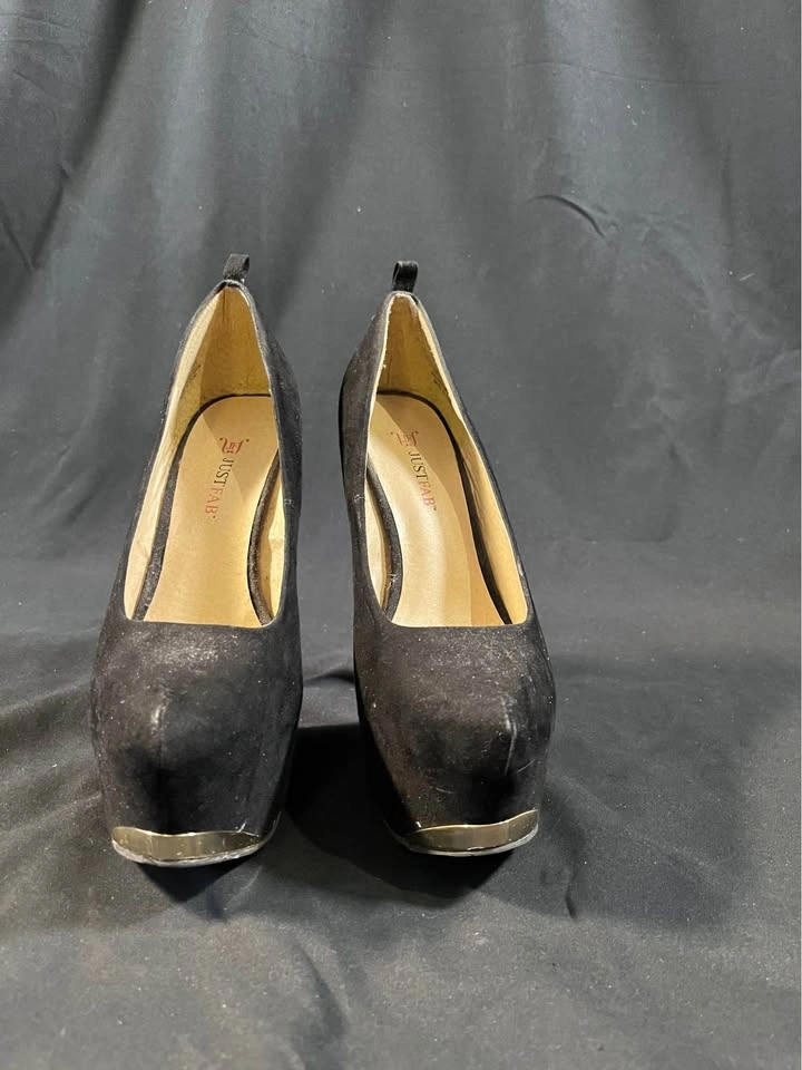 Bundle of 3 Heels – Size 6 - photo 5