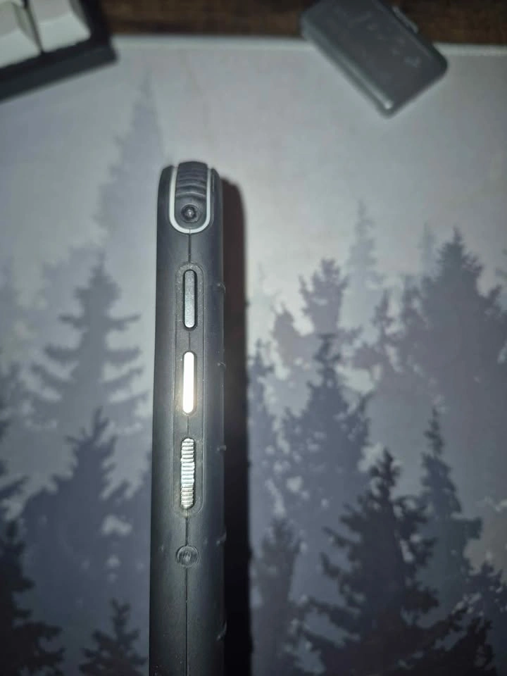 CAT S42 Rugged Smartphone – Unlocked – Factory Reset – $90 - photo 3