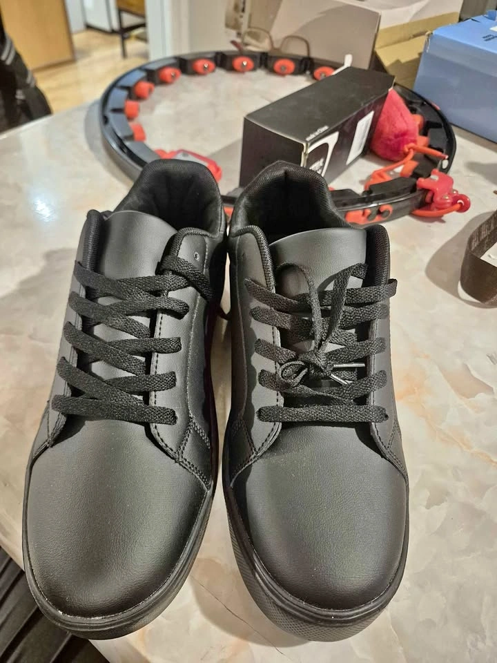 Brand New Black Shoes – Men's US Size 9.5 – Never Worn