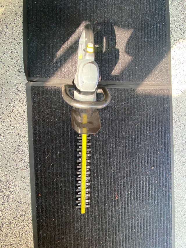 Hedge Trimmer - photo 2