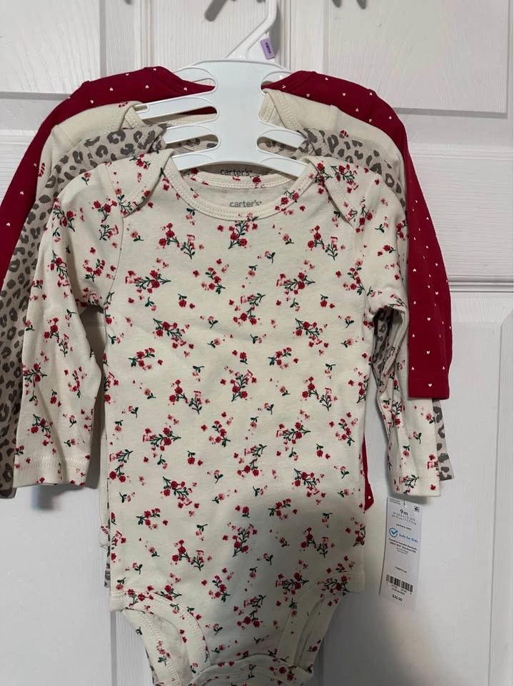 BNWT Carters Baby Girl Clothes (Newborn–18 Months) - photo 4