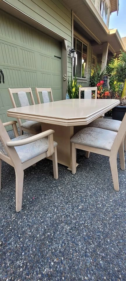 Solid oak white washed 1990's dining set with china cabinet - photo 4