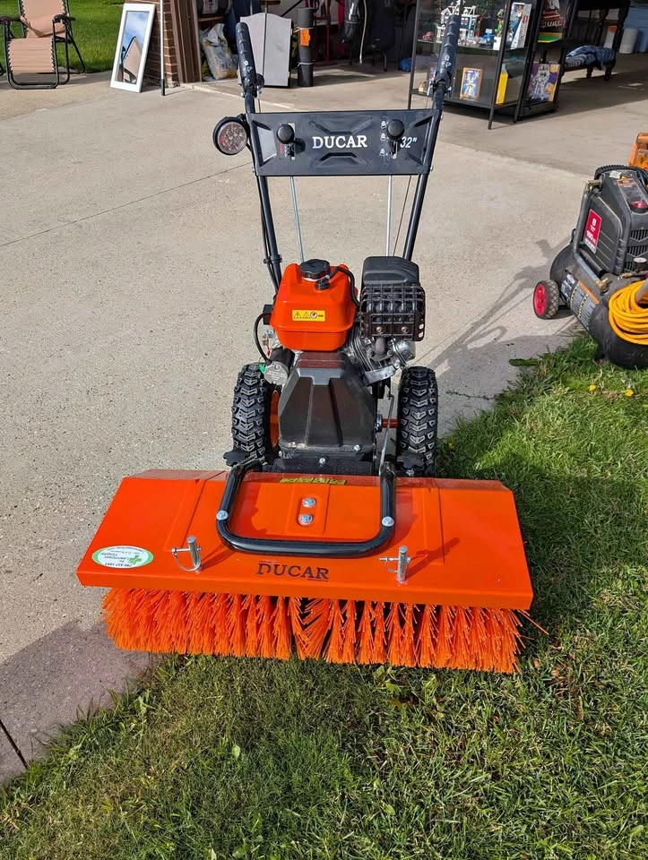 Ducar 32" Power Sweeper