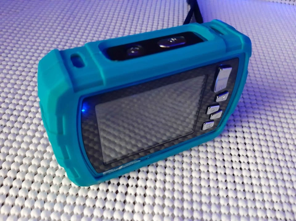 Polaroid iS048 Waterproof Digital Camera 12mp with Strap and Cas - photo 3