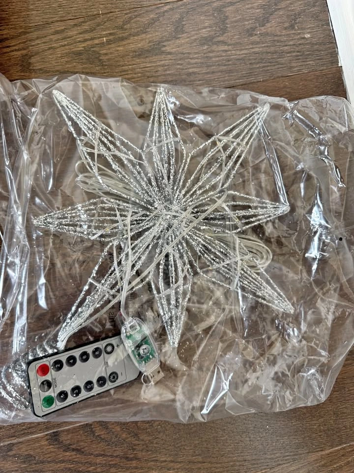 LED Star Christmas Tree Topper - Holiday Decoration