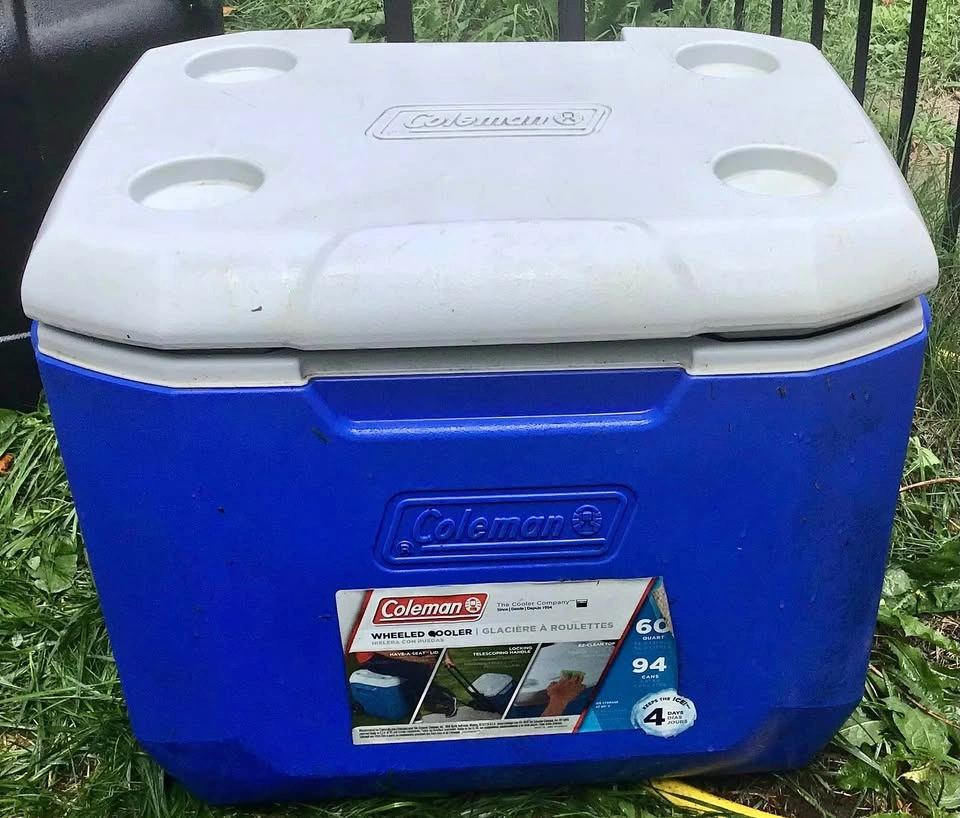 Coleman large wheeled cooler