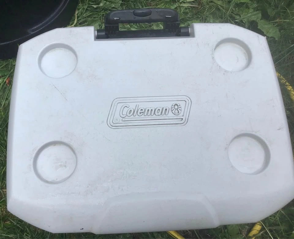 Coleman large wheeled cooler - photo 3
