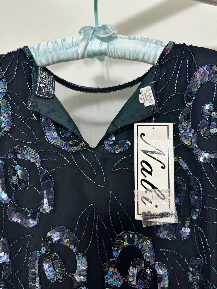 New With Tags Nabi Silk Beaded Rose Top — Size XL - photo 4