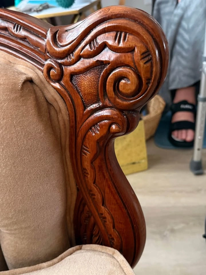 Vintage Carved Wood Tufted Armchair - photo 2