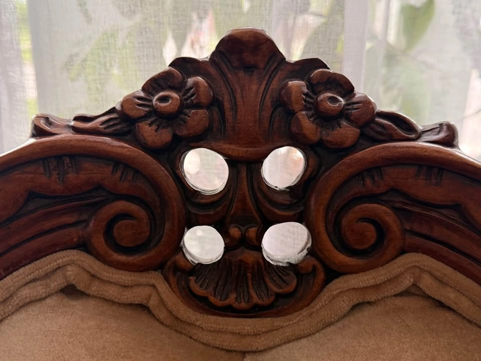 Vintage Carved Wood Tufted Armchair - photo 3