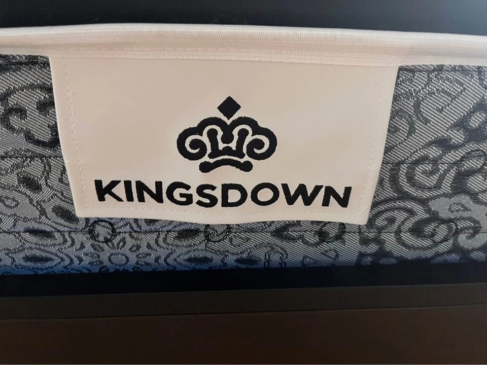 Like-New Kingsdown King Mattress – Euro Top - photo 4