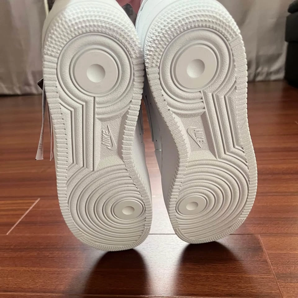 Brand New Nike White Air Force 1 Size 10 Never Worn - photo 5