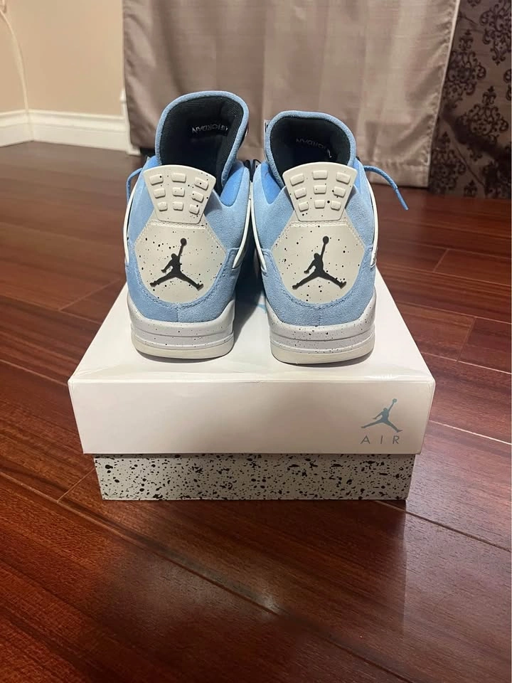 Air Jordan 4 UNC University Blue Size 10 With Box - photo 4