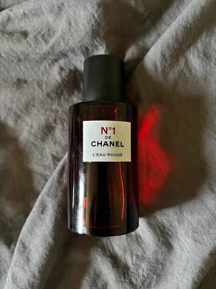 Chanel N°1 de Chanel L'Eau Rouge Fragrance Mist