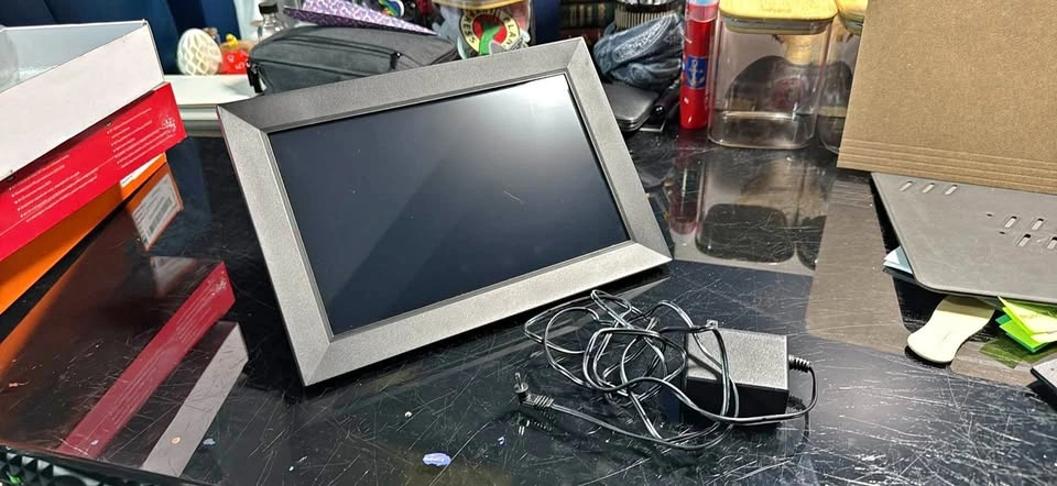 10-Inch Digital Photo Frame with Power Adapter