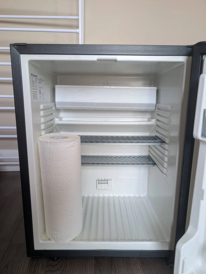 Mini Fridge - photo 3