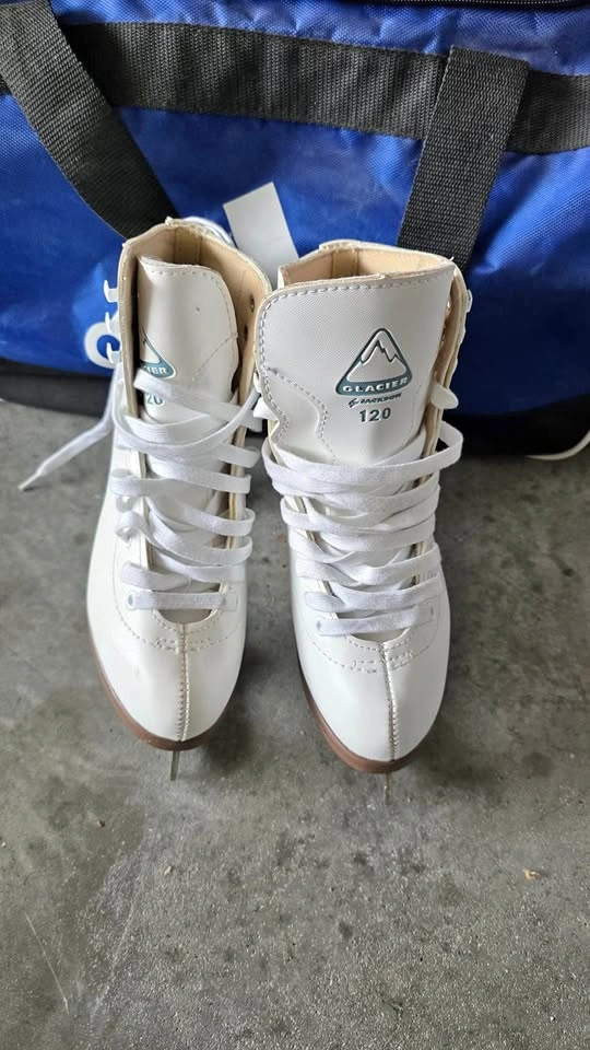 Glacier Ice Skates - Size 2