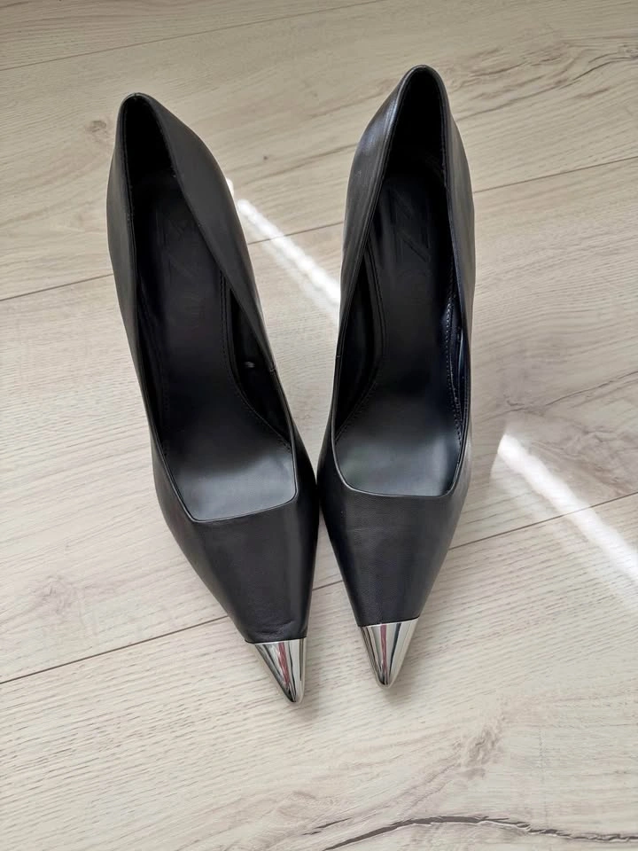 Mango Heeled Leather Shoes With Metallic Toe