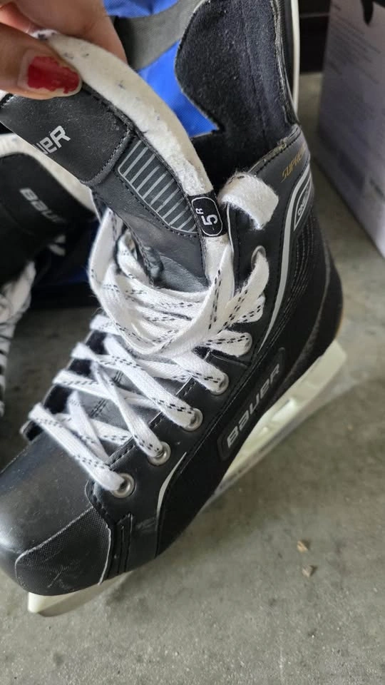 Bauer Ice Skates - Size 6 - photo 3
