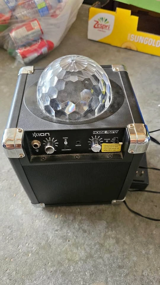 Compact Speaker System with Built-in Light Show