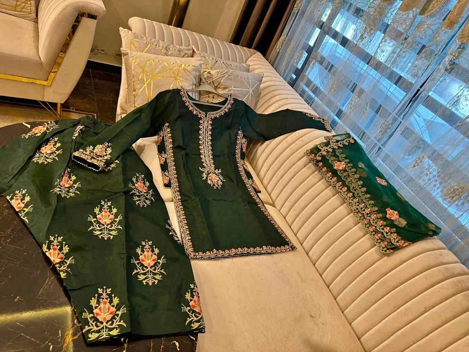 Embroidered 3-Piece Salwar Kameez Suit