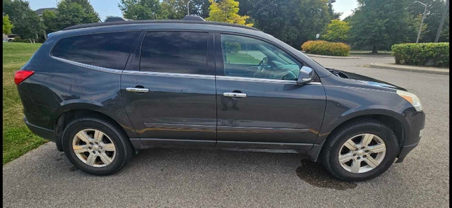 2011 Chevrolet Traverse Sold As Is - photo 2