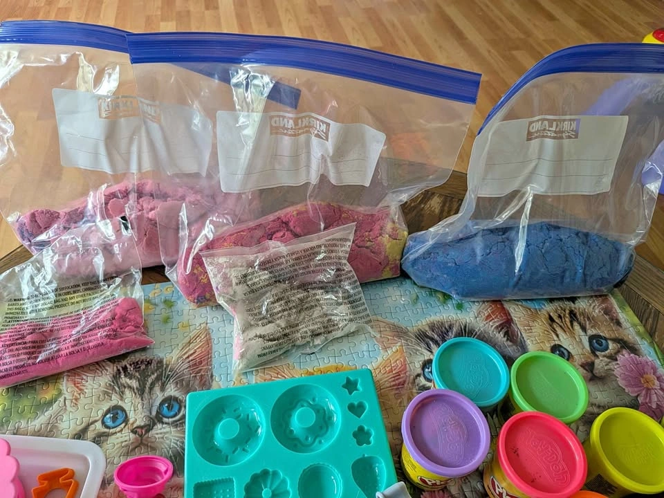 Play-Doh and Kinetic Sand Mega Set with Accessories