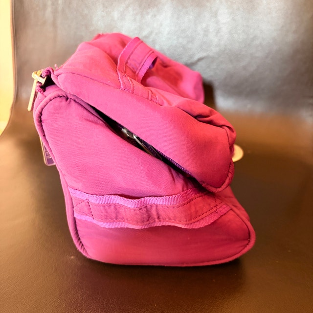 Lug Flip Top Purple Toiletry Bag - photo 3