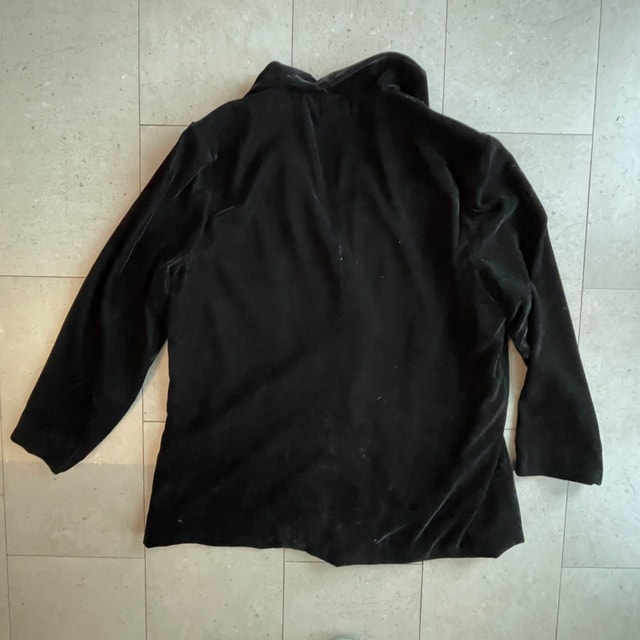 Black Velvet Blazer by Lord & Taylor-2 pockets-Extra Large - photo 2