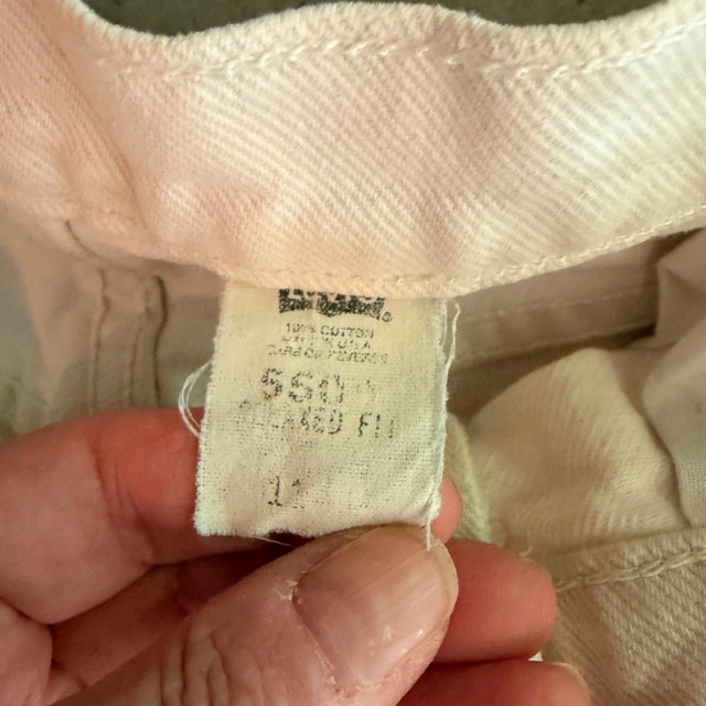Vintage 90s Levis 550 Relaxed Fit White Cut off Denim Shorts-6 - photo 4