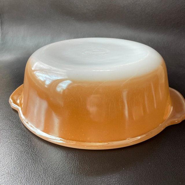 70s Peach Lustre Fire King 1-Quart Round Casserole Dish w/lid - photo 2